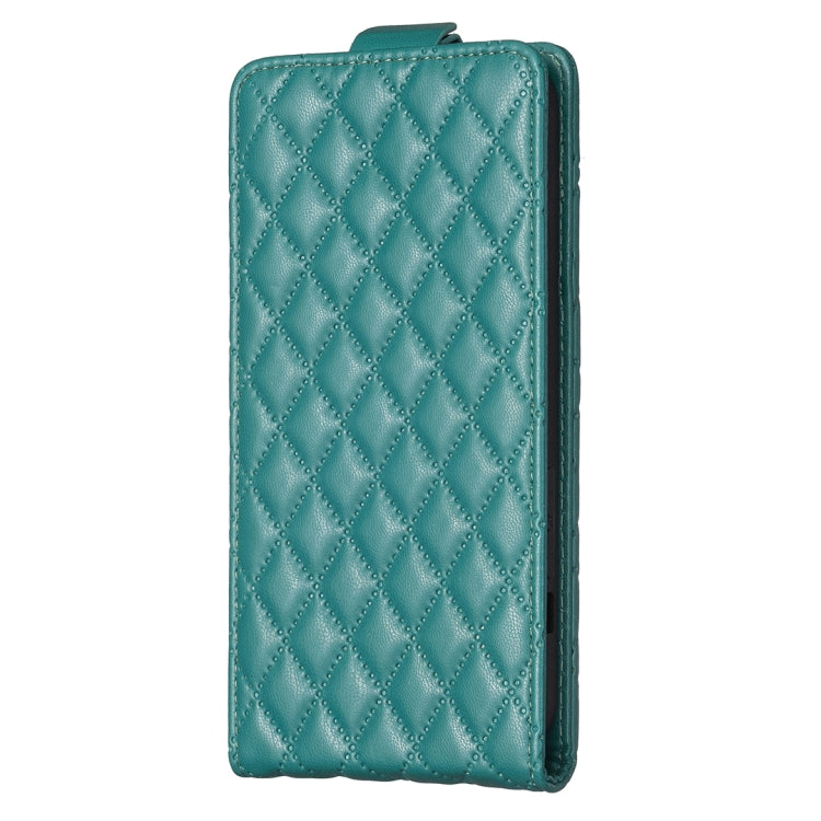 For Samsung Galaxy S25 5G Diamond Lattice Vertical Flip Leather Phone Case(Green) - Galaxy S25 5G Cases by buy2fix | Online Shopping UK | buy2fix